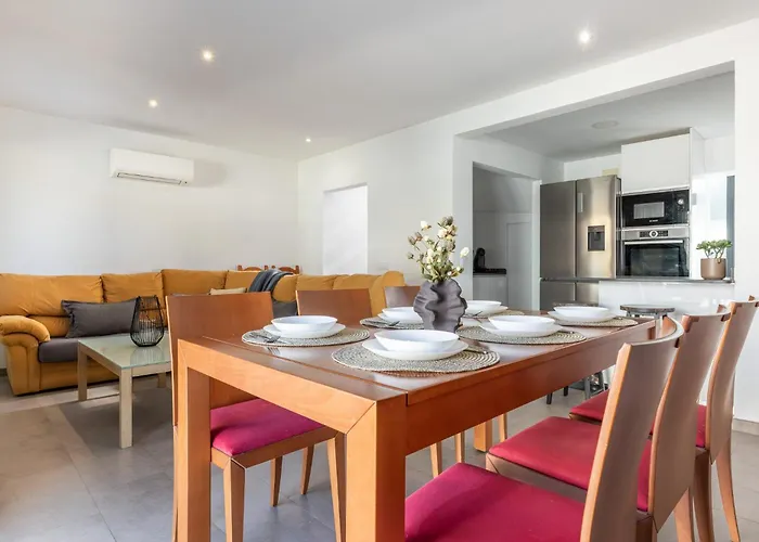Casa Montgri Hébergement de vacances L' Escala